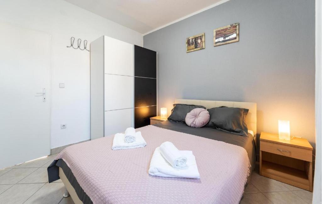 Apartments Busic Biograd Na Moru Exteriör bild